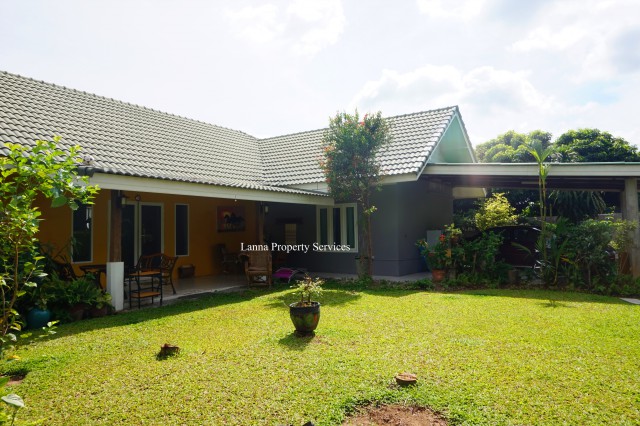 ҹҵº¾ ӺŹ ҧ§  A SINGLE STORY HOUSE FOR RENT IN NAMPHRAE HANGDONG CHIANG MAI