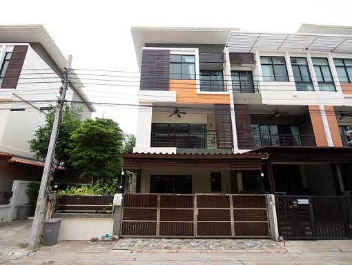 ´ǹ ҤҶ١ҡ! Townhome ԡ Żġ (SIXNATURE KALPAPRUEK) ҹѧ