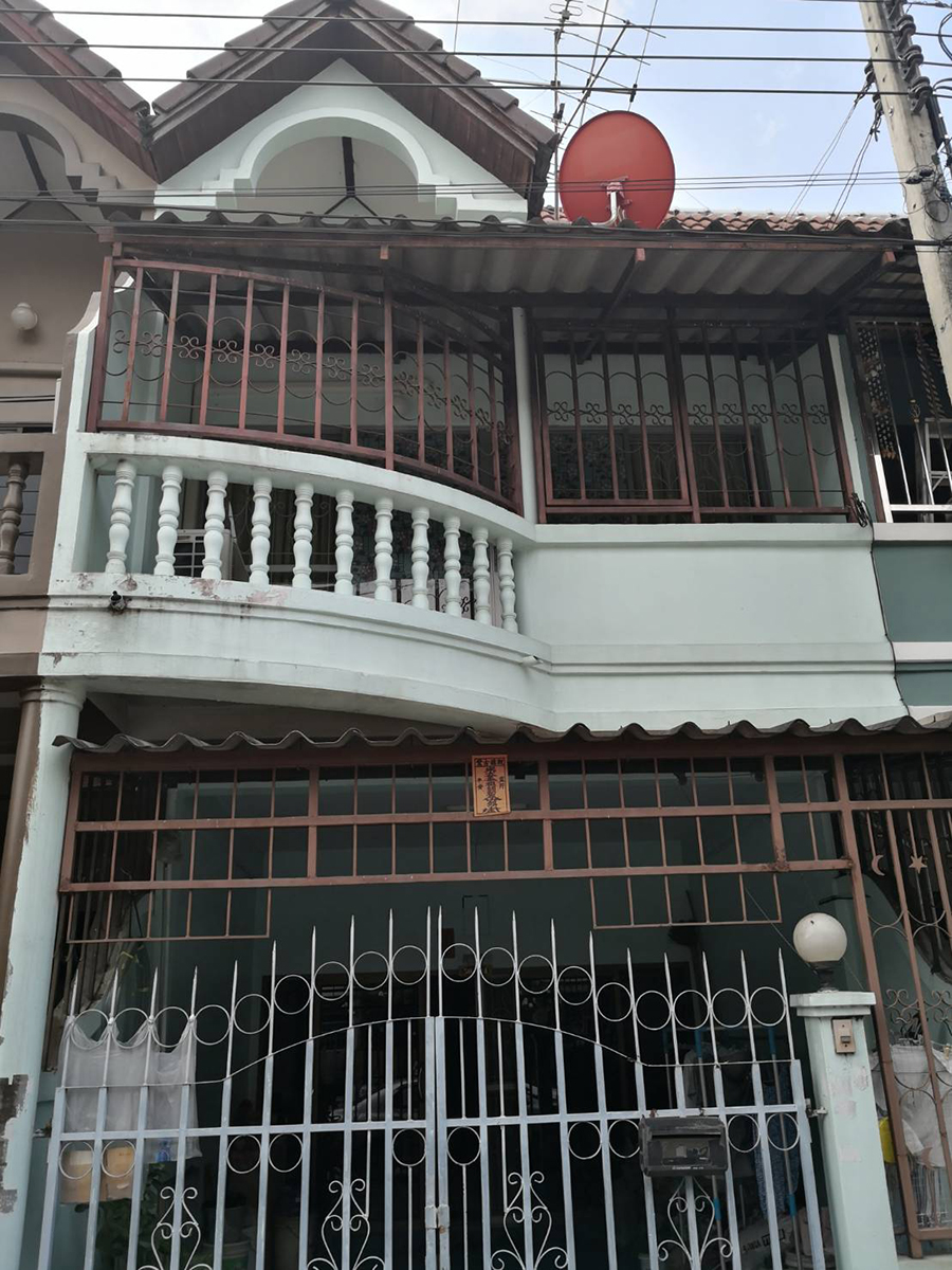 ทาวน์เฮ้าส์ 2 ชั้น 17 ตรว. 3 ห้องนอน 2 ห้องน้ำ หมู่บ้านสวนธน เฟส 3 ซอยประชาอุทิศ 33 ทาวน์เฮ้าส์ 2 ชั้น 17 ตรว. 3 ห้องนอน 2 ห้องน้ำ หมู่บ้านสวนธน เฟส 3 ซอยประชาอุทิศ 33