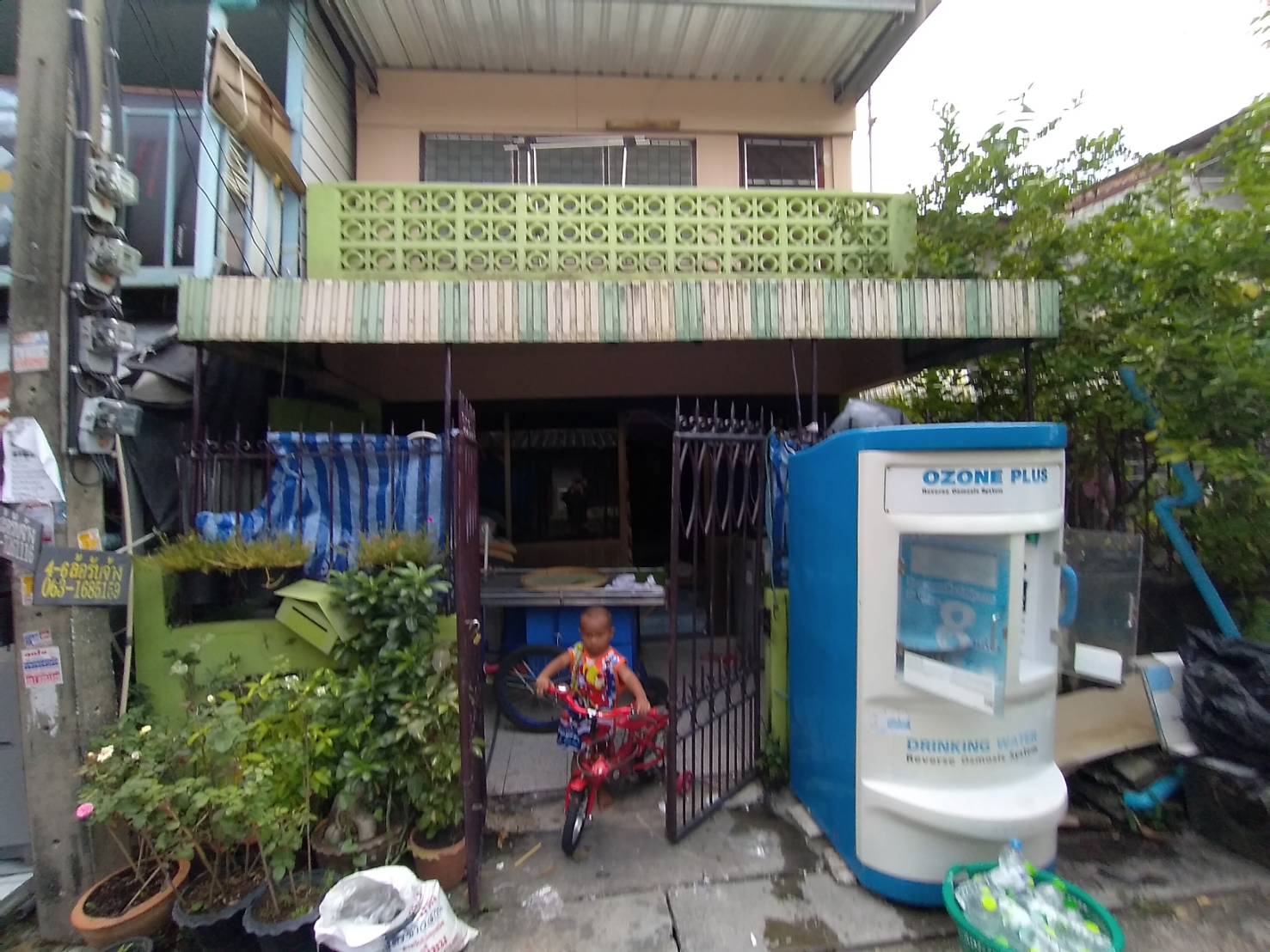 ทาวน์เฮ้าส์ หมู่บ้านการเคหะแห่งชาติเคหะบางพลี จ.สมุทรปราการ ทาวน์เฮ้าส์ หมู่บ้านการเคหะแห่งชาติเคหะบางพลี จ.สมุทรปราการ