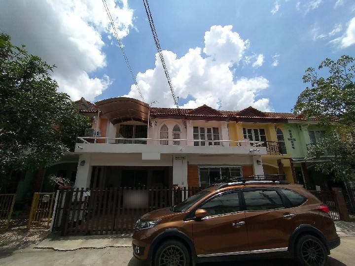 บ้านแฝด หมู่บ้านสิรารมย์ ถนนบ้านกล้วย-ไทรน้อย.นนทบุรี บ้านแฝด หมู่บ้านสิรารมย์ ถนนบ้านกล้วย-ไทรน้อย.นนทบุรี