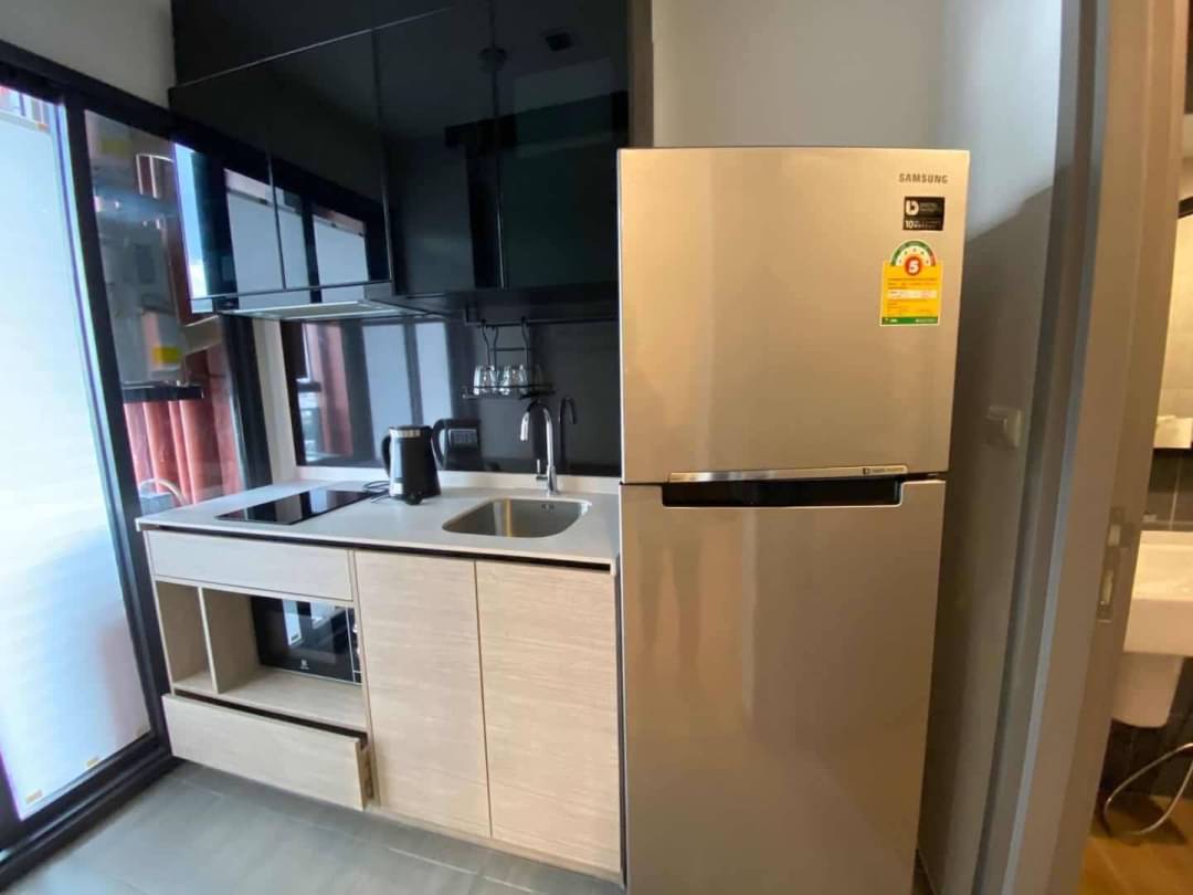 The base garden Rama 9 near airport link The base garden Rama 9 near airport link