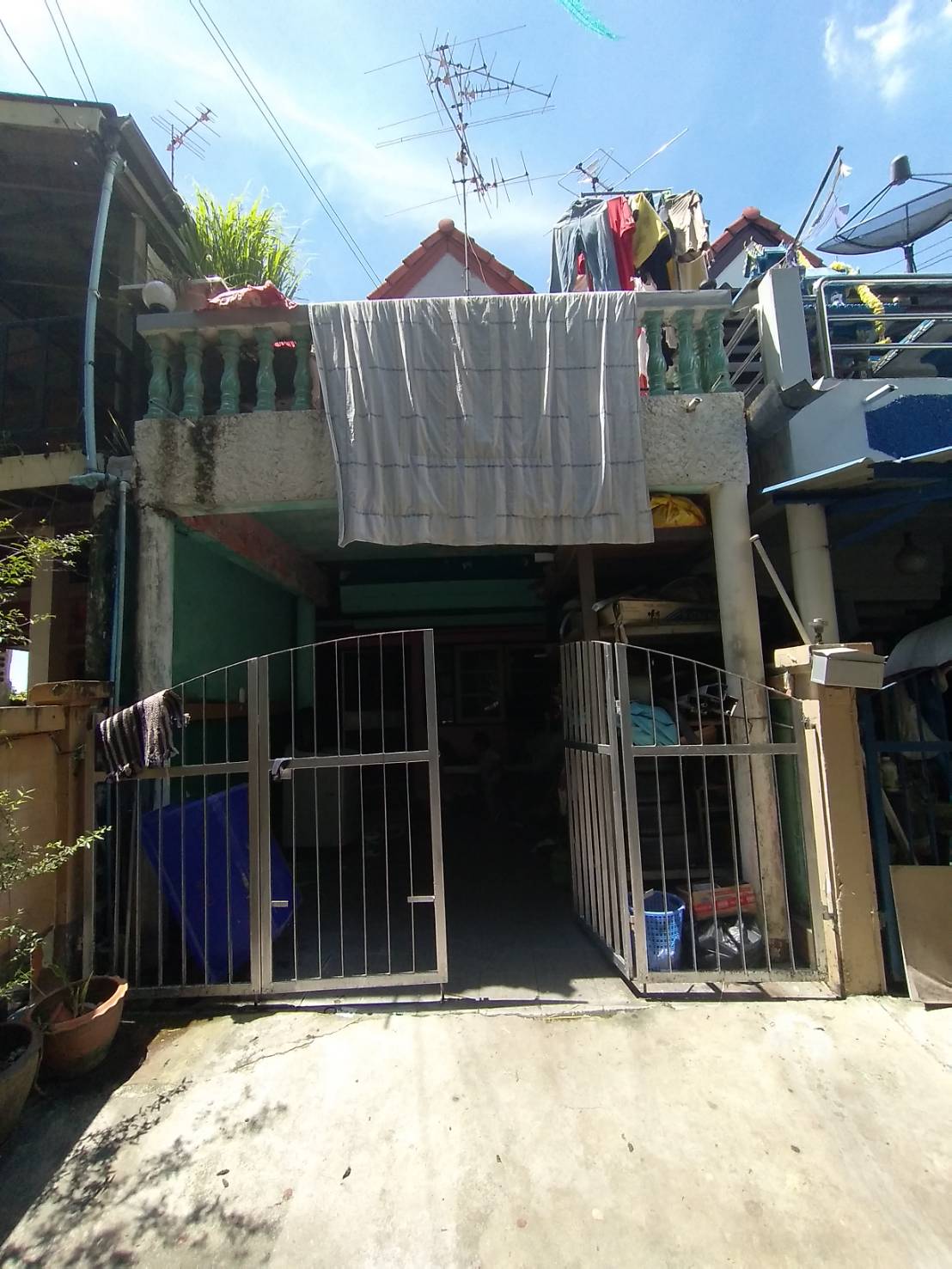 ทาวน์เฮ้าส์ ม.จิตรณรงค์ บางกร่าง60 ย่าน นนทบุรี อ.เมือง ทาวน์เฮ้าส์ ม.จิตรณรงค์ บางกร่าง60 ย่าน นนทบุรี อ.เมือง