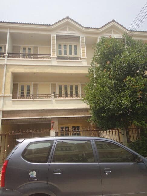 ขายบ้านทาวน์เฮ้าส์/ทาวน์โฮม หมู่บ้านสินทวีท่าข้าม 2 ถ. อนามัยงามเจริญ บางขุนเทียน กทม ขายบ้านทาวน์เฮ้าส์/ทาวน์โฮม หมู่บ้านสินทวีท่าข้าม 2 ถ. อนามัยงามเจริญ บางขุนเทียน กทม