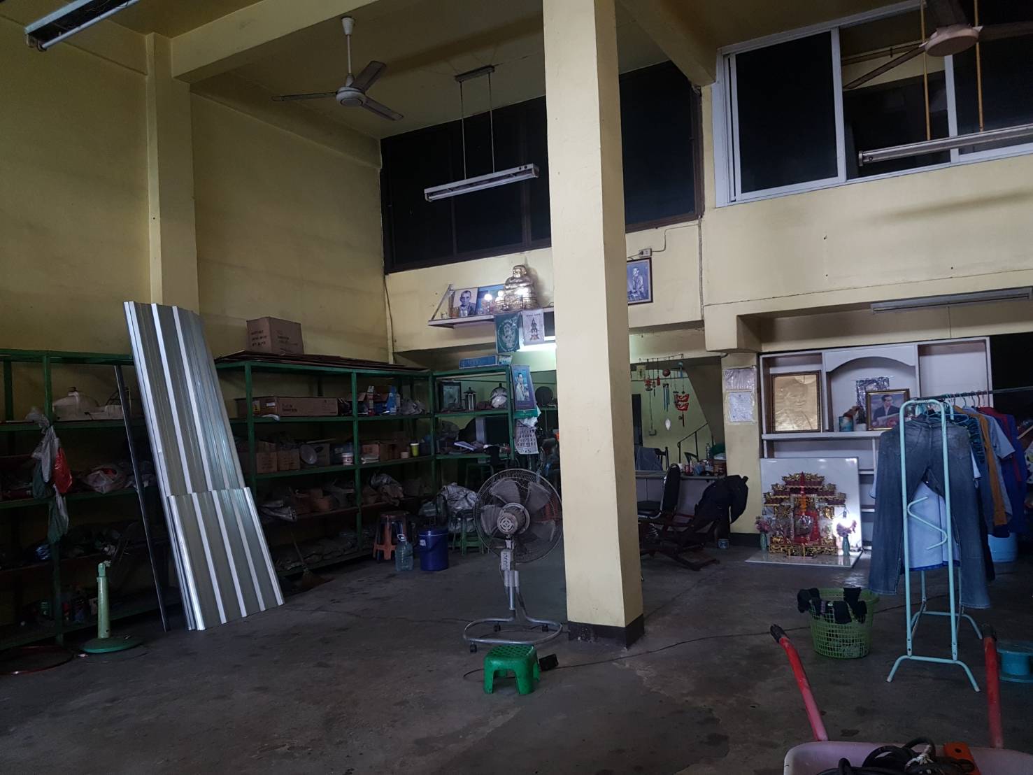 ขายอาคารพาณิชย์ 4 ชั้นครึ่ง ย่าน อ ลำลูกกา จ.ปทุมธานี ขายอาคารพาณิชย์ 4 ชั้นครึ่ง ย่าน อ ลำลูกกา จ.ปทุมธานี