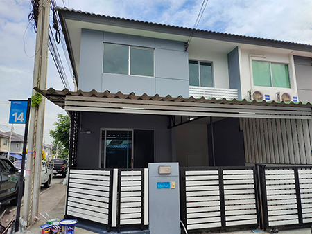 ขายถูก หมู่บ้าน พฤกษา 104 สุขุมวิท-แพรกษา อำเภอเมือง สมุทรปราการ โทร 090 9099794 ขายถูก หมู่บ้าน พฤกษา 104 สุขุมวิท-แพรกษา อำเภอเมือง สมุทรปราการ โทร 090 9099794