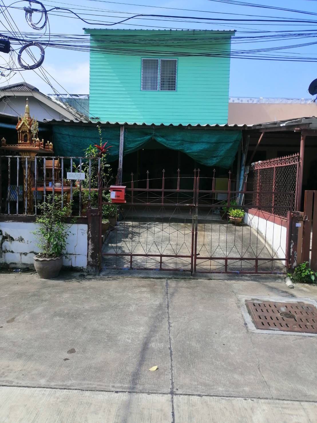 ขายบ้านทาวน์เฮาส์ ชลบุรี อ.บางละมุง ตำบลหนองปรือ 23วา 2ล T0940457914 ขายบ้านทาวน์เฮาส์ ชลบุรี อ.บางละมุง ตำบลหนองปรือ 23วา 2ล T0940457914