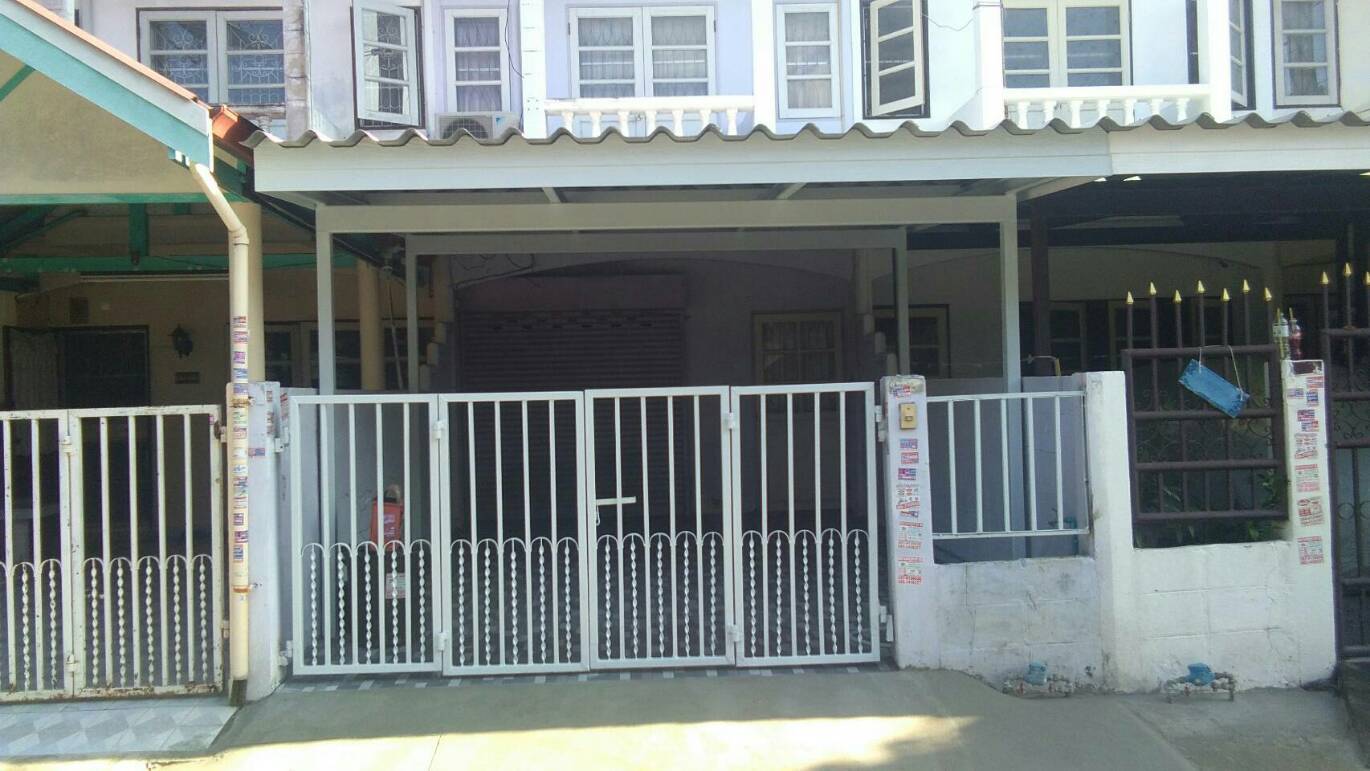 ทาวน์เฮ้าน์บ้านรินทร์ทอง 2 ชั้น 2 นอน 2 ห้องน้ำให้เช่าพร้อมแอร์ ทาวน์เฮ้าน์บ้านรินทร์ทอง 2 ชั้น 2 นอน 2 ห้องน้ำให้เช่าพร้อมแอร์