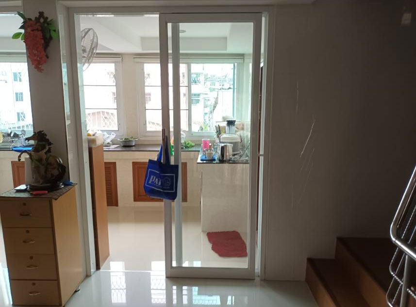 ขาย Home Office 4 ชั้นครึ่ง อยู่ซอยเจริญนคร 30/1 เข้าซอย 20 เมตร สนใจโทร 084 088 9918 ขาย Home Office 4 ชั้นครึ่ง อยู่ซอยเจริญนคร 30/1 เข้าซอย 20 เมตร สนใจโทร 084 088 9918