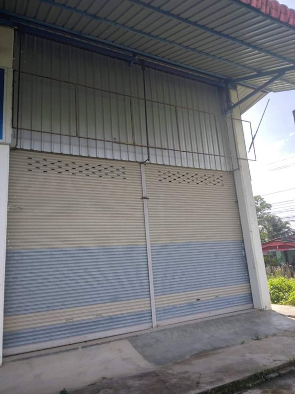 ให้เช่าโกดัง อ.กระบุรี จ.ระนอง ทำเลดี ใกล้ถนนใหญ่ ทางเข้าออกสะดวก เข้าออกได้ 2 เส้นหลัก โทร.081-405-4517 ให้เช่าโกดัง อ.กระบุรี จ.ระนอง ทำเลดี ใกล้ถนนใหญ่ ทางเข้าออกสะดวก เข้าออกได้ 2 เส้นหลัก โทร.081-405-4517