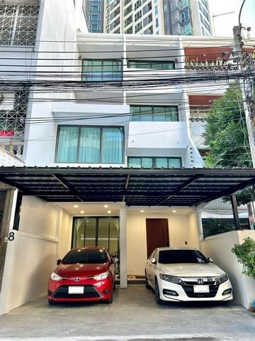 ให้เช่า/ขายทาวน์โฮม 4 ชั้น เนื้อที่ 36 ตารางวา 6 ห้องนอน 7 ห้องน้ำ ย่านถนนสาทร ใกล้ BTS ตากสิน ใกล้ถนนเจริญกรุง สีลม เจริญราษฎร์ ให้เช่า/ขายทาวน์โฮม 4 ชั้น เนื้อที่ 36 ตารางวา 6 ห้องนอน 7 ห้องน้ำ ย่านถนนสาทร ใกล้ BTS ตากสิน ใกล้ถนนเจริญกรุง สีลม เจริญราษฎร์