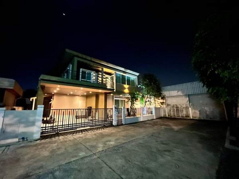 ให้เช่าบ้านเดี่ยว2ชั้น4นอนติดถนนนครอินทร์ย่านพระราม5 ราชพฤกษ์ ให้เช่าบ้านเดี่ยว2ชั้น4นอนติดถนนนครอินทร์ย่านพระราม5 ราชพฤกษ์