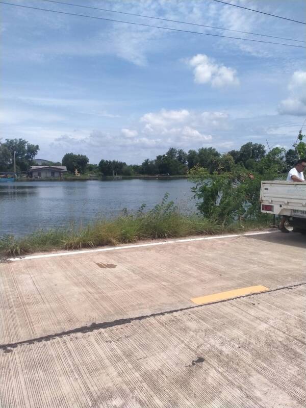 ที่ดินติดถนน คอนกรีต ซอย นรสิงห์ร่วมใจ 2 -จากที่ไปถนนใหญ่ 8 กิโล ที่ดินติดถนน คอนกรีต ซอย นรสิงห์ร่วมใจ 2 -จากที่ไปถนนใหญ่ 8 กิโล