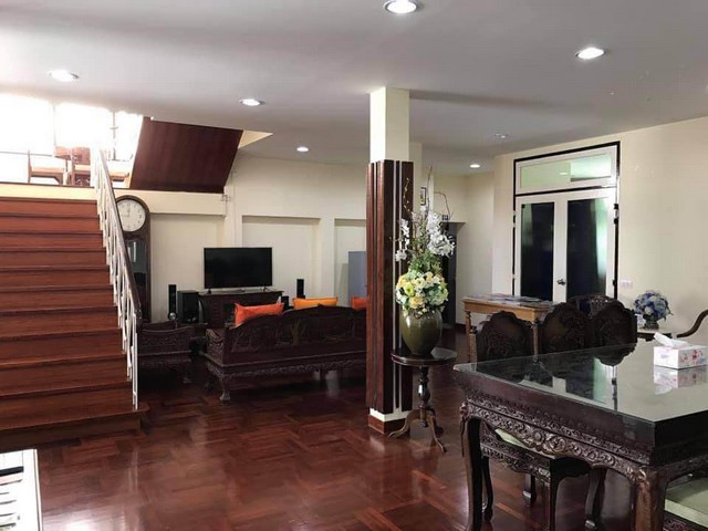 ให้เช่าบ้านเดี่ยว2ชั้นย่านอารีย์,อารีย์สัมพันธ์,พหลโยธิน,พระรามที ให้เช่าบ้านเดี่ยว2ชั้นย่านอารีย์,อารีย์สัมพันธ์,พหลโยธิน,พระรามที