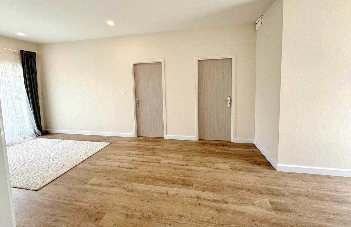 ขายบ้านใหม่ 70วา4นอน5น้ำ ถนนกรุงเทพกรีฑา ขายบ้านใหม่ 70วา4นอน5น้ำ ถนนกรุงเทพกรีฑา