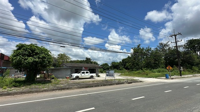 ที่ดินสวยถมแล้ว 4 ไร่ 40 ตร.ว จันทบุรี ติดถนนสุขุมวิท ทางไปเกาะช้ ที่ดินสวยถมแล้ว 4 ไร่ 40 ตร.ว จันทบุรี ติดถนนสุขุมวิท ทางไปเกาะช้