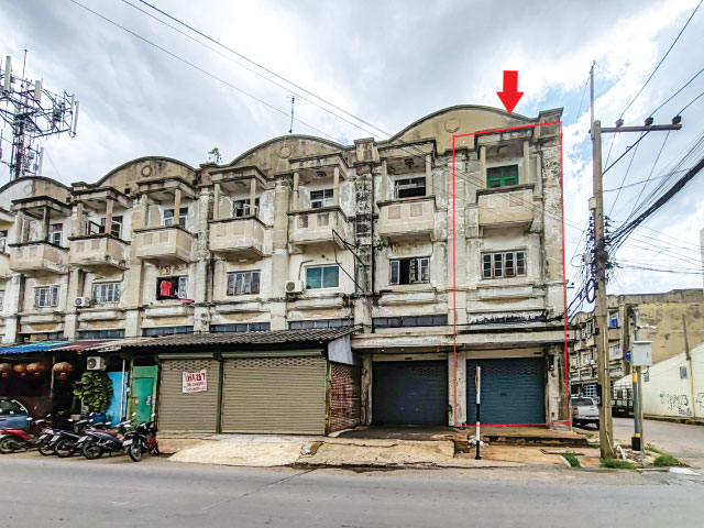 ขายตึกแถว 3.5 ชั้นพร้อมที่ดินเปล่ารวม 29 ตรว อ.สามพราน จ.นครปฐม ขายตึกแถว 3.5 ชั้นพร้อมที่ดินเปล่ารวม 29 ตรว อ.สามพราน จ.นครปฐม