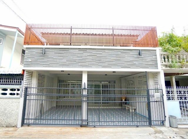 รัชดา1-5 7นอน ให้เช่าทาวน์เฮ้าส์ 3 ชั้น MRT พระราม 9 500 ม. เซ็นท รัชดา1-5 7นอน ให้เช่าทาวน์เฮ้าส์ 3 ชั้น MRT พระราม 9 500 ม. เซ็นท