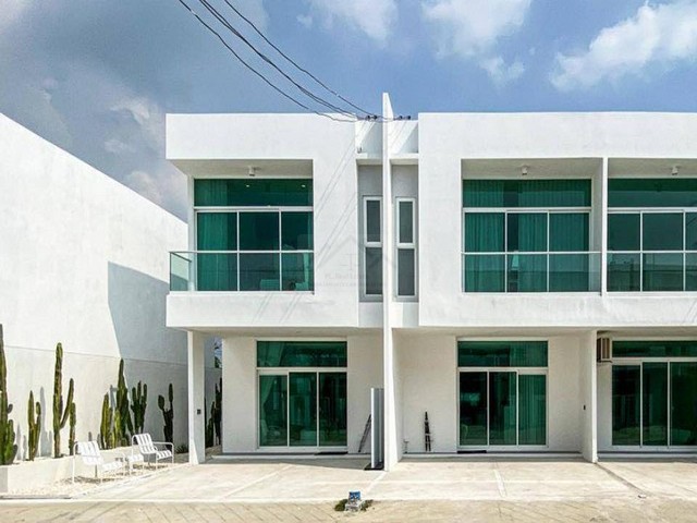 ให้เช่าทาวน์โฮม สไตล์ Modern Minimal AREN BANGNA บางนา กม.8 ให้เช่าทาวน์โฮม สไตล์ Modern Minimal AREN BANGNA บางนา กม.8