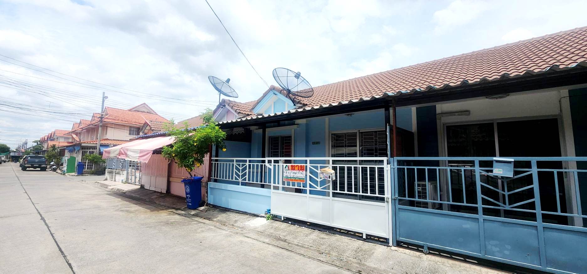 ขายบ้าน หมู่บ้านพฤกษา 38/1 ถ.บางกรวย-ไทรน้อย อ.ไทรน้อย จ.นนทบุรี ขายบ้าน หมู่บ้านพฤกษา 38/1 ถ.บางกรวย-ไทรน้อย อ.ไทรน้อย จ.นนทบุรี