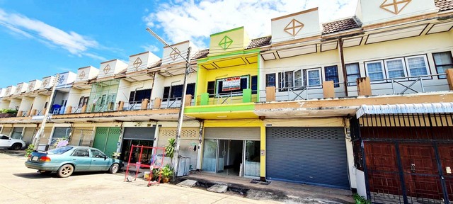 หมู่บ้านแม็กซ์แลนด์ ถนน2109 ใกล้แยกเขื่อนอุบลรัตน์ อ.น้ำพอง จ.ขอน หมู่บ้านแม็กซ์แลนด์ ถนน2109 ใกล้แยกเขื่อนอุบลรัตน์ อ.น้ำพอง จ.ขอน