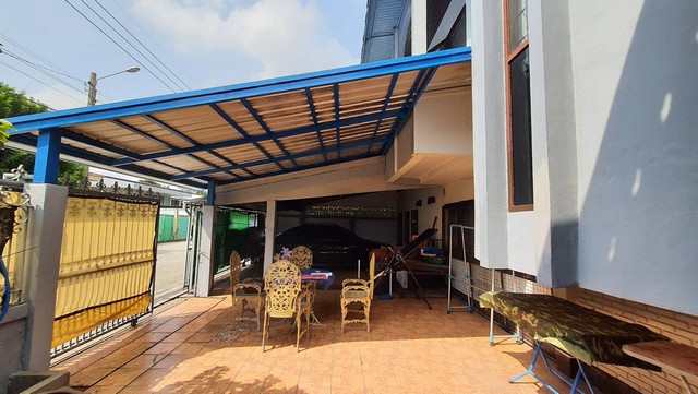 หมู่บ้านสกุลไพศาล : 69.8 ตร.ว. 350 ตร.ม., 5 ห้องนอน 5 ห้องน้ำ หมู่บ้านสกุลไพศาล : 69.8 ตร.ว. 350 ตร.ม., 5 ห้องนอน 5 ห้องน้ำ