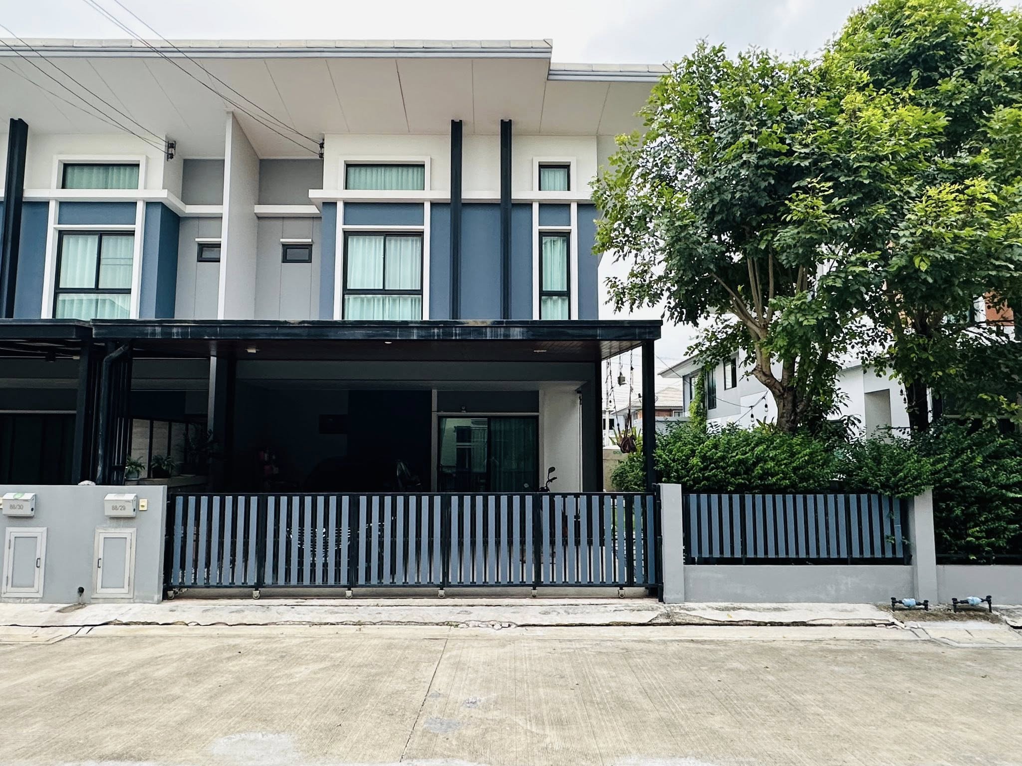 ขายถูกมาก หมู่บ้านอณาสิริ เกาะเรียน อยุธยา ขายถูกมาก หมู่บ้านอณาสิริ เกาะเรียน อยุธยา
