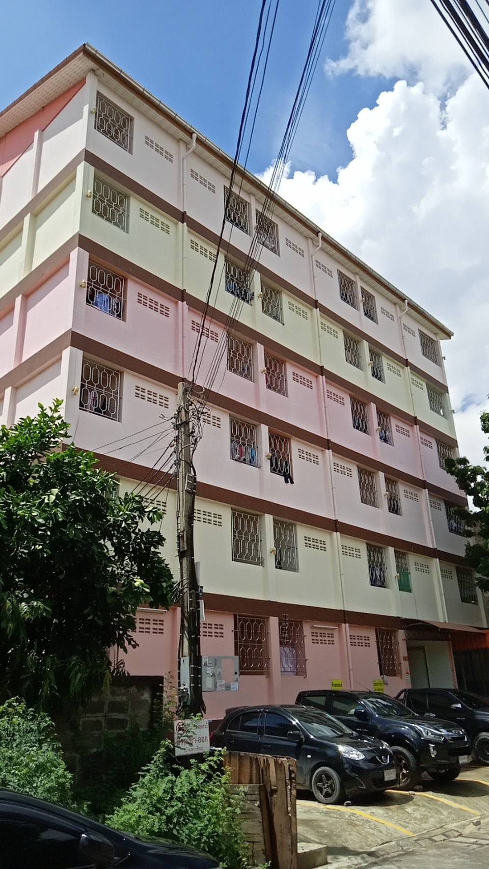 ให้เช่า ห้องพักรายเดือน สมฤดีแมนชั่น พรสว่างนิเวศน์ ซ.22 เทพารักษ์ กม.10 ให้เช่า ห้องพักรายเดือน สมฤดีแมนชั่น พรสว่างนิเวศน์ ซ.22 เทพารักษ์ กม.10