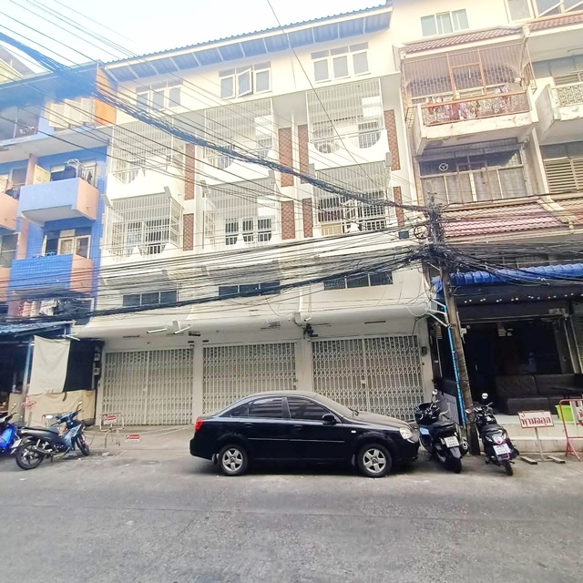 Central Rama9 90ม. อาคาร 3คูหา 69ตร.ว. 4ชั้น 1056ตรม. MRT พระรา Central Rama9 90ม. อาคาร 3คูหา 69ตร.ว. 4ชั้น 1056ตรม. MRT พระรา