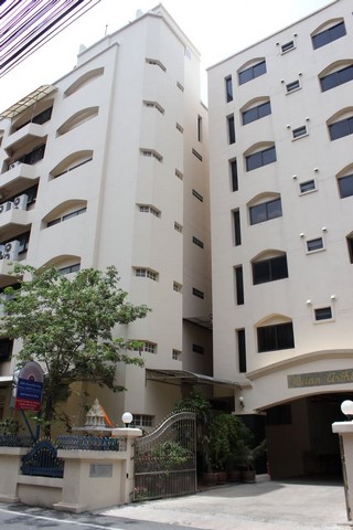 BAAN ARTHIT Service Apartment สุขุมวิท 49 BAAN ARTHIT Service Apartment สุขุมวิท 49