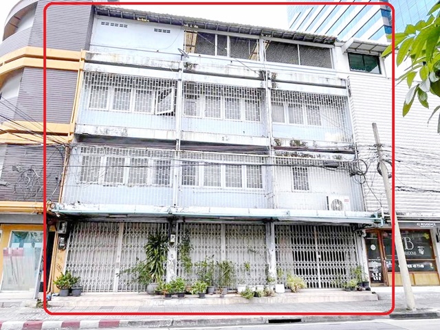 7-Eleven130ม. สุขุมวิท38-48 ทองหล่อ BTSเอกมัย 349ม. อาคาร 3คูหา 4 7-Eleven130ม. สุขุมวิท38-48 ทองหล่อ BTSเอกมัย 349ม. อาคาร 3คูหา 4