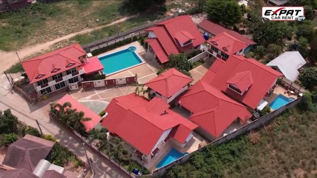 ขายด่วน รีสอร์ทติดหาดบางเสร่ พร้อมเฟอร์นิเจอร์ ขายด่วน รีสอร์ทติดหาดบางเสร่ พร้อมเฟอร์นิเจอร์