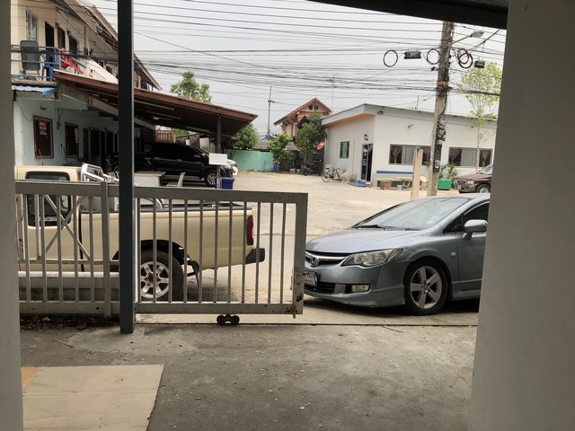 หนาวนี้ดูซื้อทรัพย์เล็งขาย ขายหอพัก 60วา แถว ม.รังสิต พร้อมโอน หนาวนี้ดูซื้อทรัพย์เล็งขาย ขายหอพัก 60วา แถว ม.รังสิต พร้อมโอน