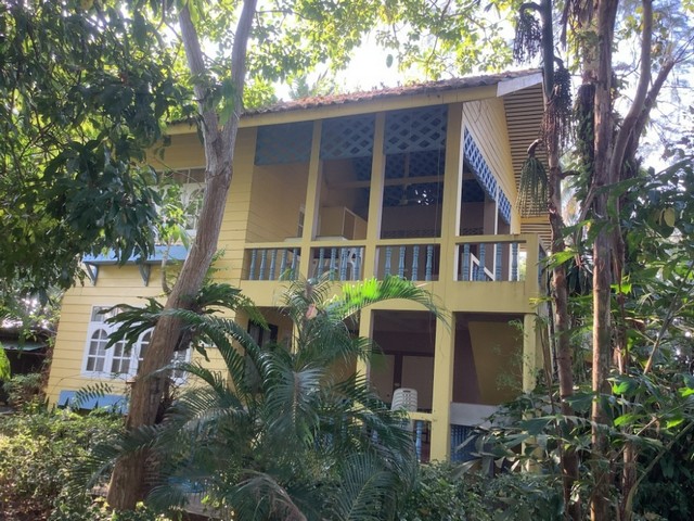 ขายกิจการรีสอร์ตสไตล์บ้านสวน 17 ห้อง 2-3-53 ไร่ ติดคลองไม้รูด จ.ต ขายกิจการรีสอร์ตสไตล์บ้านสวน 17 ห้อง 2-3-53 ไร่ ติดคลองไม้รูด จ.ต