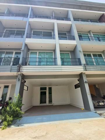 ให้เช่าทาวน์โฮม4ชั้น ถนนรามอินทรา ใกล้แฟชั่นไอแลนส์ ให้เช่าทาวน์โฮม4ชั้น ถนนรามอินทรา ใกล้แฟชั่นไอแลนส์