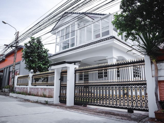 ให้เช่าด่วนบ้านเดี่ยวซอยลาดพร้าววังหิน18มี3นอน3น้ำตกแต่งใหม่เช่า3 ให้เช่าด่วนบ้านเดี่ยวซอยลาดพร้าววังหิน18มี3นอน3น้ำตกแต่งใหม่เช่า3