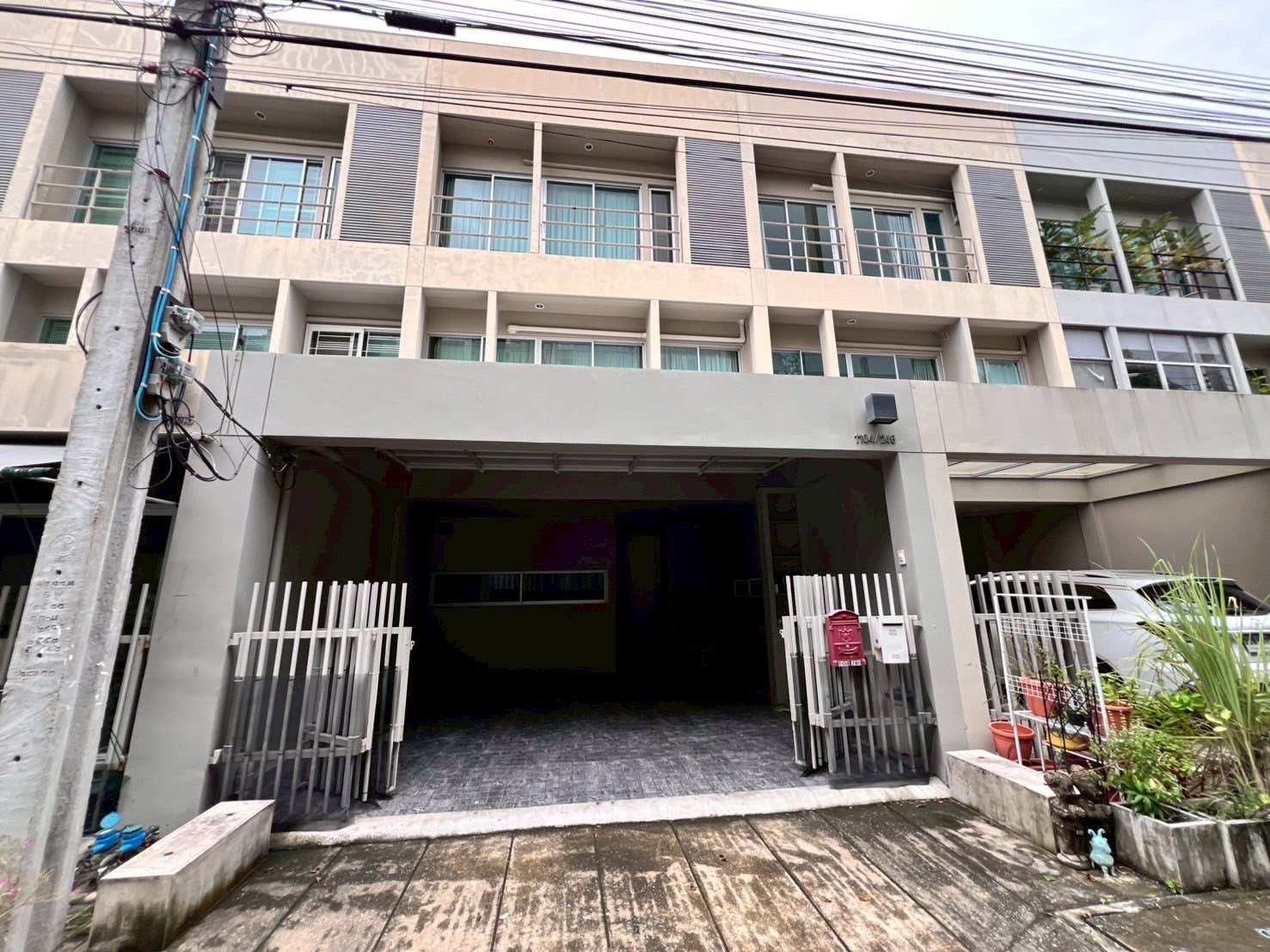 �����ҷ�ǹ���� 3 ��� Noble Cube ��¾Ѳ�ҡ�� 26 (���ͧ���� �͡