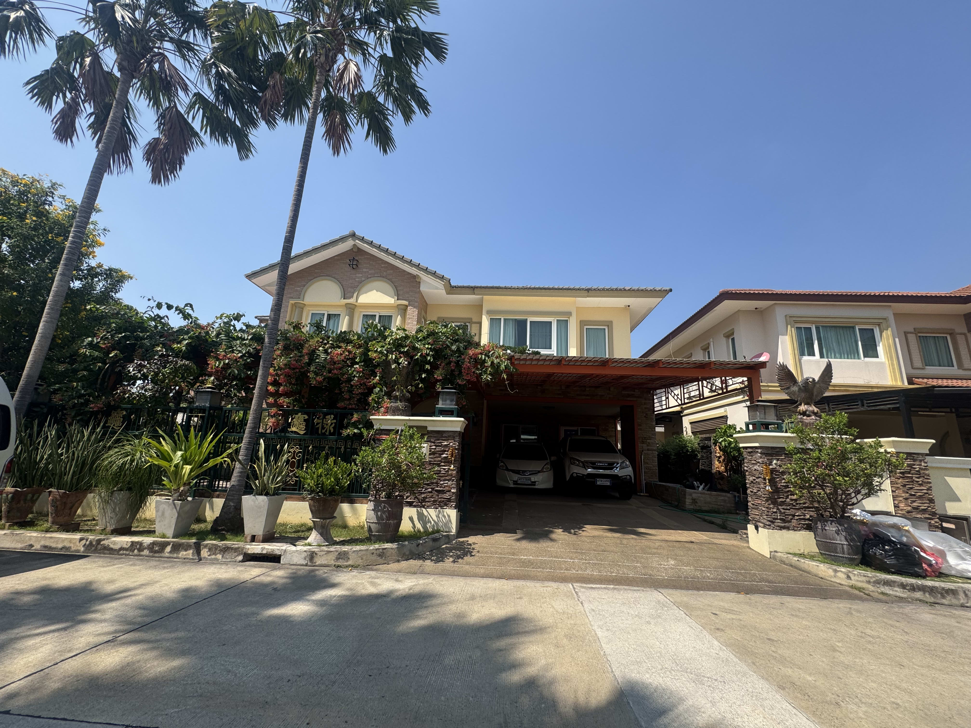 บ้านเดี่ยว 2 ชั้น หมู่บ้าน ลัดดารมย์ อิลิแกนซ์ วงแหวนสาทร บ้านเดี่ยว 2 ชั้น หมู่บ้าน ลัดดารมย์ อิลิแกนซ์ วงแหวนสาทร