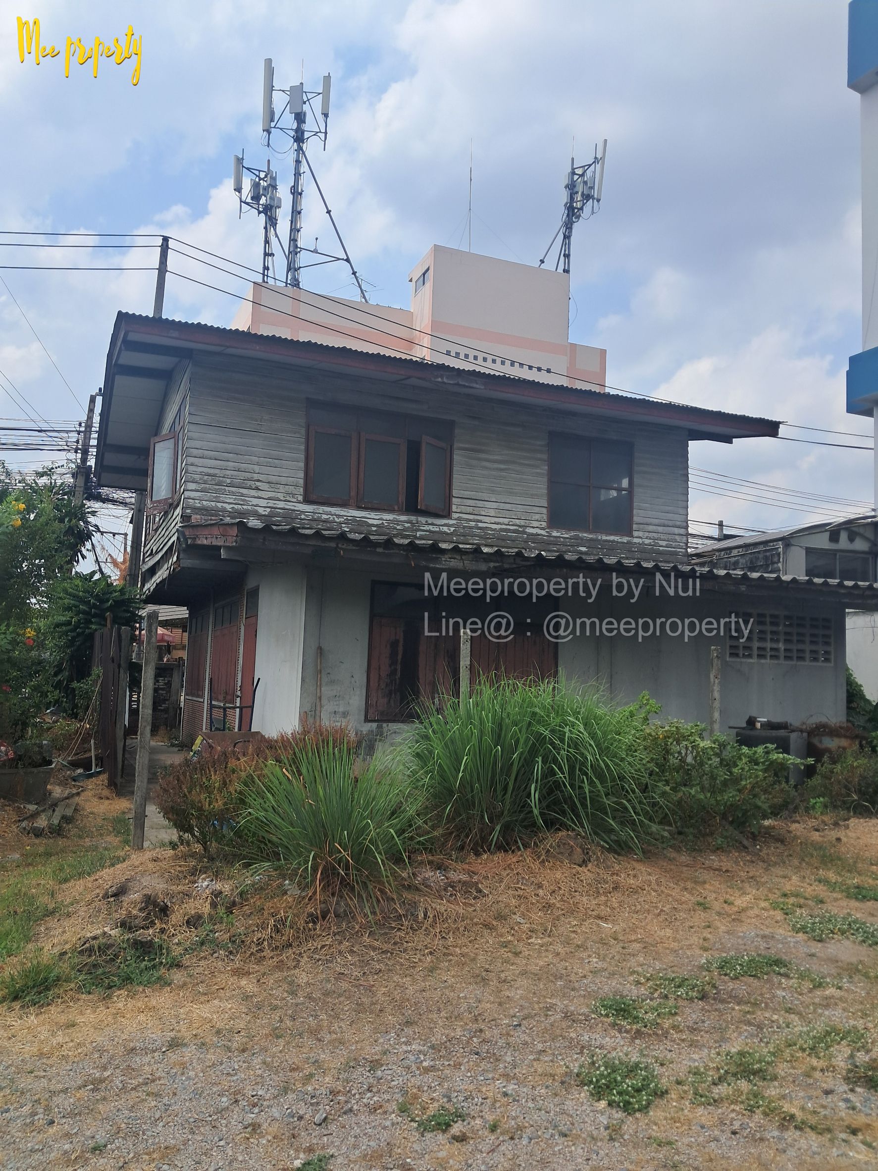 ขายบ้านเดี่ยว 2 ชั้น ภายในที่ดินมีบ้าน 2 หลัง พร้อมห้องเช่า 2 ชั้ ขายบ้านเดี่ยว 2 ชั้น ภายในที่ดินมีบ้าน 2 หลัง พร้อมห้องเช่า 2 ชั้