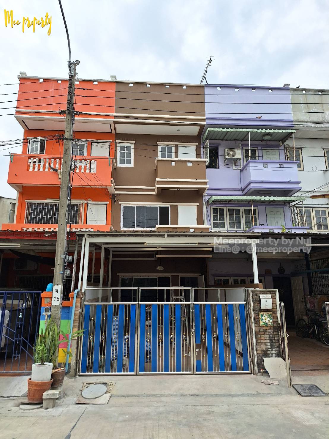 ขายถูกที่สุด‼️ ทาวน์โฮม 3 ชั้น รีโนเวทใหม่ นวมินทร์ 85 ขายถูกที่สุด‼️ ทาวน์โฮม 3 ชั้น รีโนเวทใหม่ นวมินทร์ 85