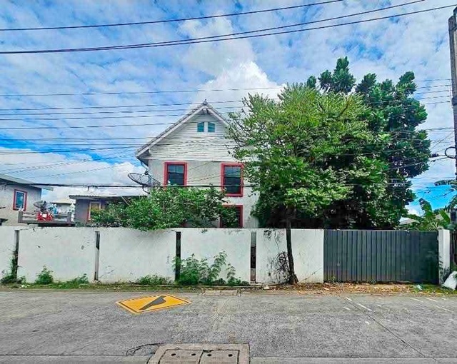 สายไหม BTS คูคต 2.6 กม.ให้เช่าบ้านเดี่ยว วินเทจ เล่นระดับ 3 นอน 2 สายไหม BTS คูคต 2.6 กม.ให้เช่าบ้านเดี่ยว วินเทจ เล่นระดับ 3 นอน 2