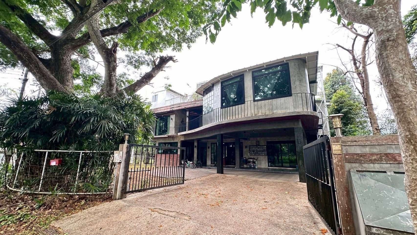 บ้านหรู3ชั้น สไตล์รีสอร์ท แนวลอฟท์ ต.แม่สา บ้านหรู3ชั้น สไตล์รีสอร์ท แนวลอฟท์ ต.แม่สา