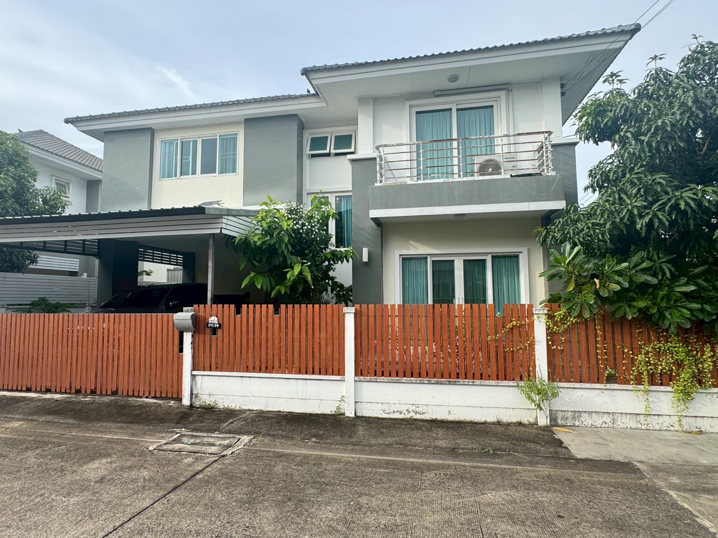 ��º�ҹ�س���¾��� 57.06 ��.�. 4 ��ͧ�͹+1��ͧ������ 3 ��ͧ���