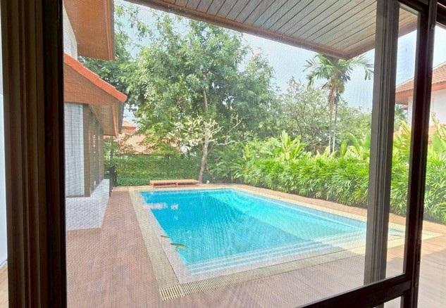 ��� �����Һ�ҹ����� �ç��� �Ԫ�� ���� Nichada Park ����������