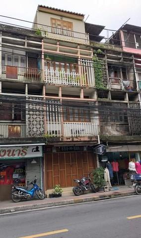 ให้เช่าและขายอาคารพาณิชย์ 4 ชั้นติดริมถนนอินทามระ ย่านห้วยขวาง ให้เช่าและขายอาคารพาณิชย์ 4 ชั้นติดริมถนนอินทามระ ย่านห้วยขวาง