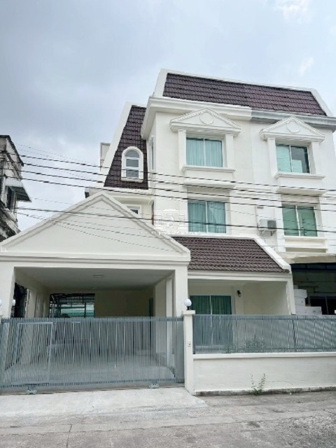 MRT ��ͧ��ѹ�ѹ 1.4 ��. ��͹�ت 37-41 5�͹ ��ҹ3 ��� ���� ��Ҿ��