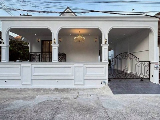 ขาย พูลวิลล่าตกแต่งใหม่ พร้อมเฟอร์นิเจอร์ครบ ติดถนนสุขุมวิท พัทยา ขาย พูลวิลล่าตกแต่งใหม่ พร้อมเฟอร์นิเจอร์ครบ ติดถนนสุขุมวิท พัทยา