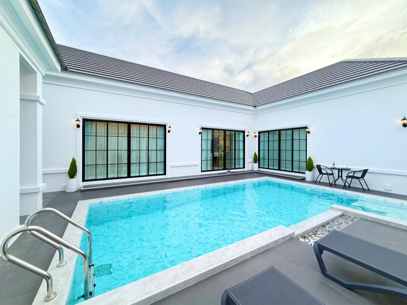 ขายบ้านสร้างใหม่พลุวิลล่าพัทยา ซอยบ้านล่าง ขายบ้านสร้างใหม่พลุวิลล่าพัทยา ซอยบ้านล่าง