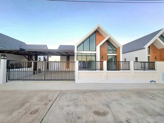 ��ҹ����� �ç��äس�Ҿ ��䫹�ѹ���� ⫹�����     