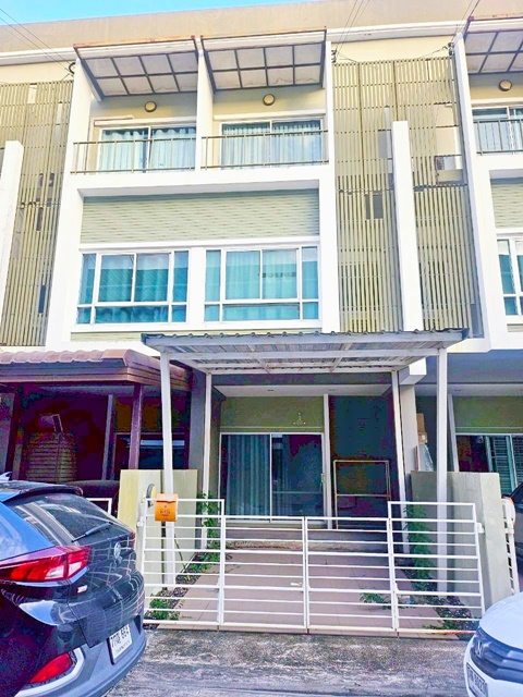 ������˧ 3�͹  MRT����ҡ�  ��.��������� �آ��Ժ��3 ��ǹ���������